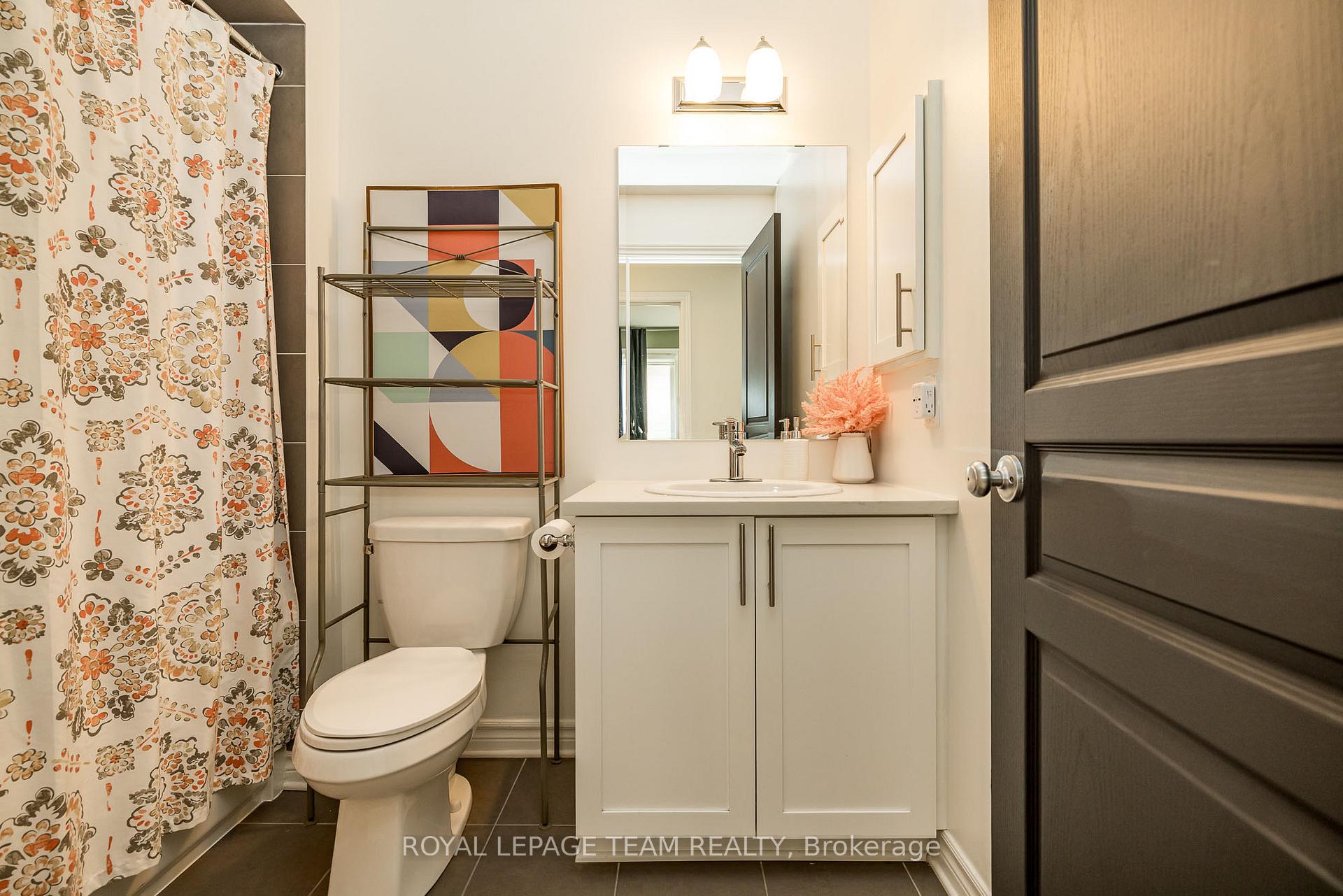 Photo 38 of 80 Stockholm Private, Ottawa, Riverside South/Gloucester Glen — HOMEH