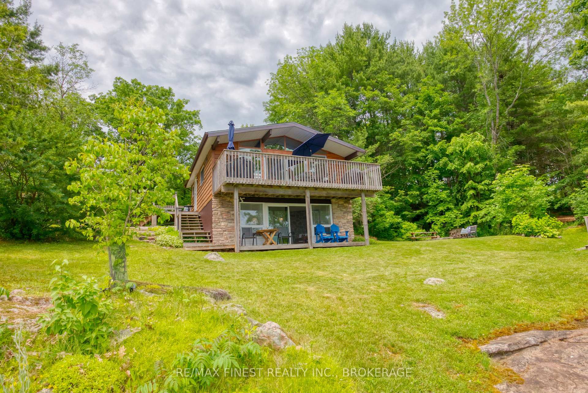 Photo 1 of 1026B West Shore Lane, Frontenac, Frontenac Centre — HOMEH