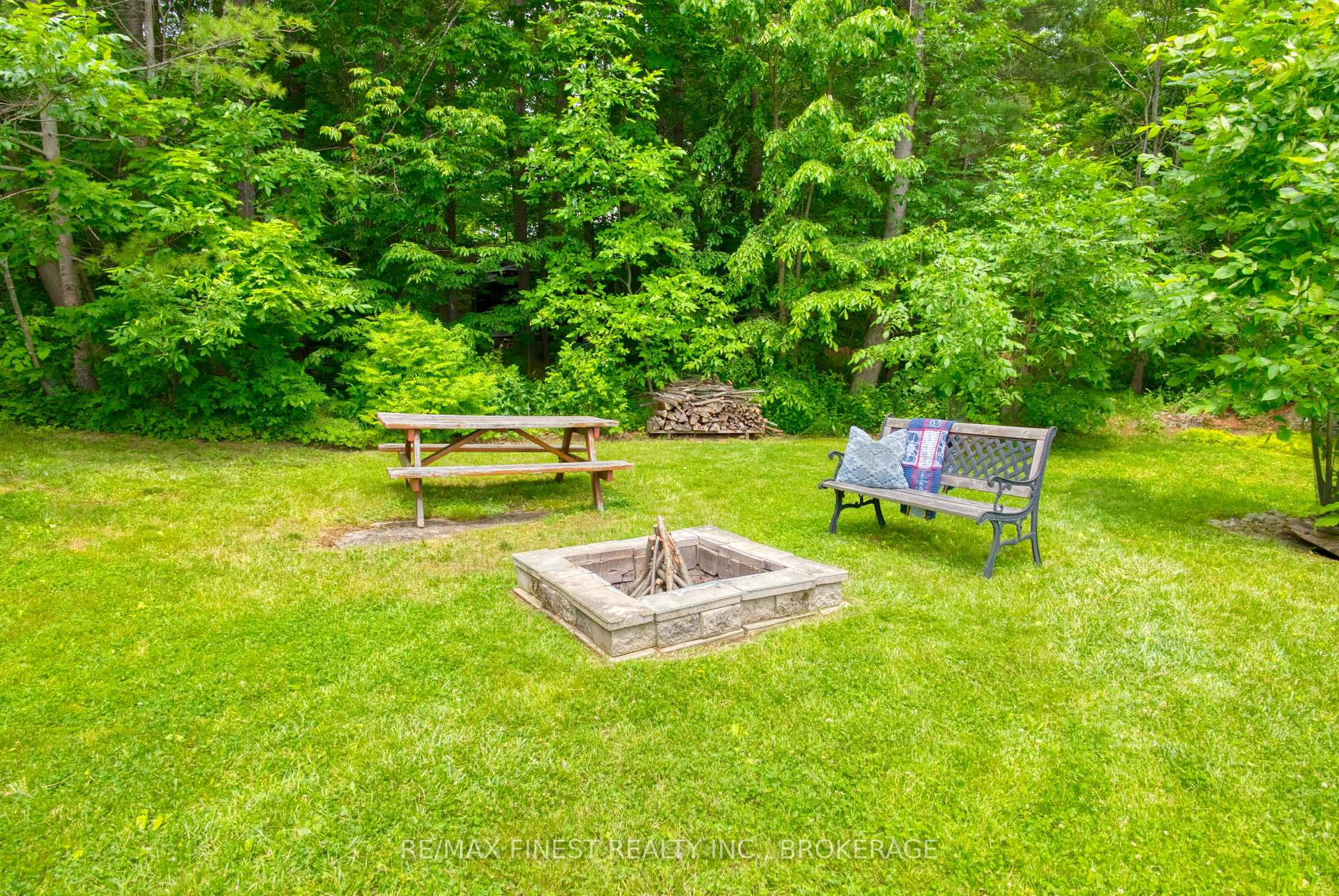 Photo 25 of 1026B West Shore Lane, Frontenac, Frontenac Centre — HOMEH