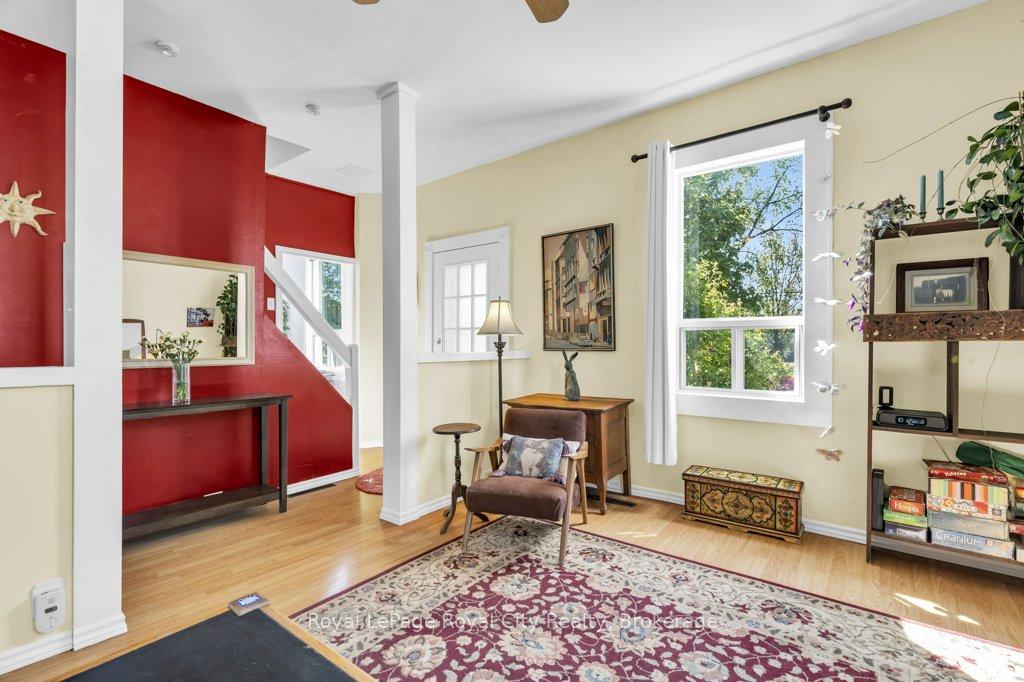 Photo 9 of 110 York Road, Guelph, St. Patrick's Ward — HOMEH