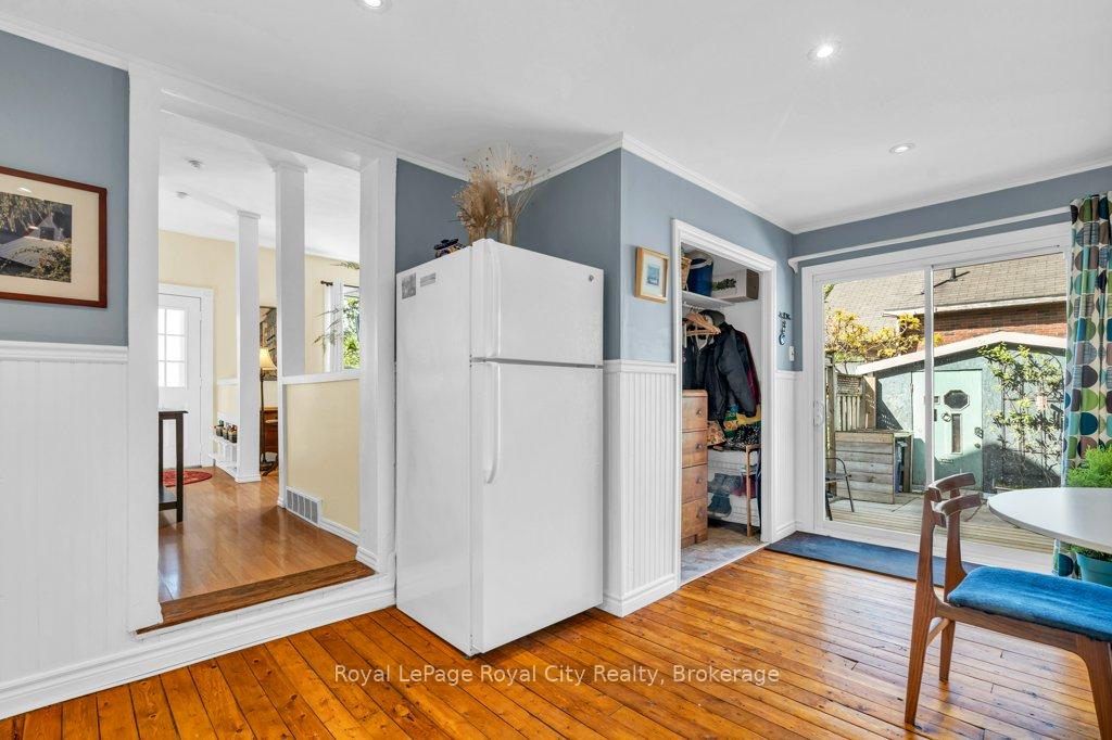Photo 15 of 110 York Road, Guelph, St. Patrick's Ward — HOMEH