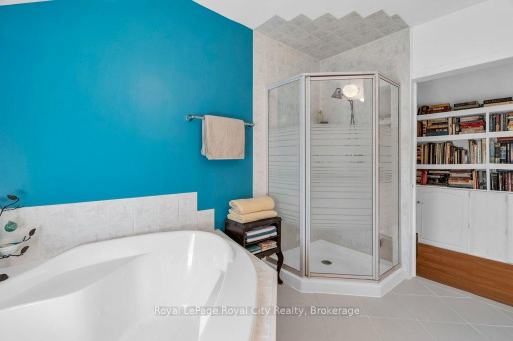 Photo 23 of 110 York Road, Guelph, St. Patrick's Ward — HOMEH