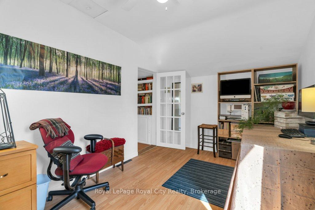 Photo 27 of 110 York Road, Guelph, St. Patrick's Ward — HOMEH