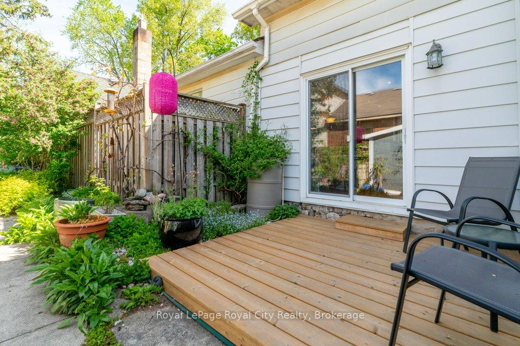 Photo 29 of 110 York Road, Guelph, St. Patrick's Ward — HOMEH