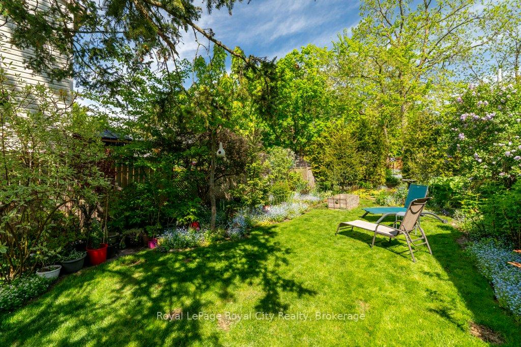 Photo 35 of 110 York Road, Guelph, St. Patrick's Ward — HOMEH