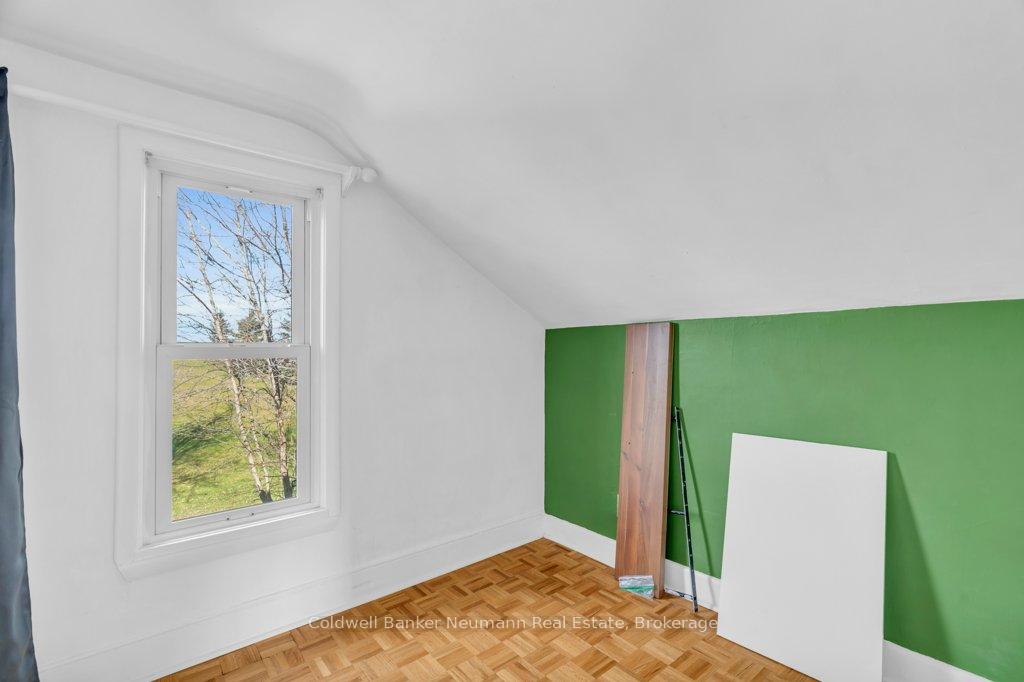 Photo 31 of 1179 Highway 6 N, Hamilton, Rural Flamborough — HOMEH