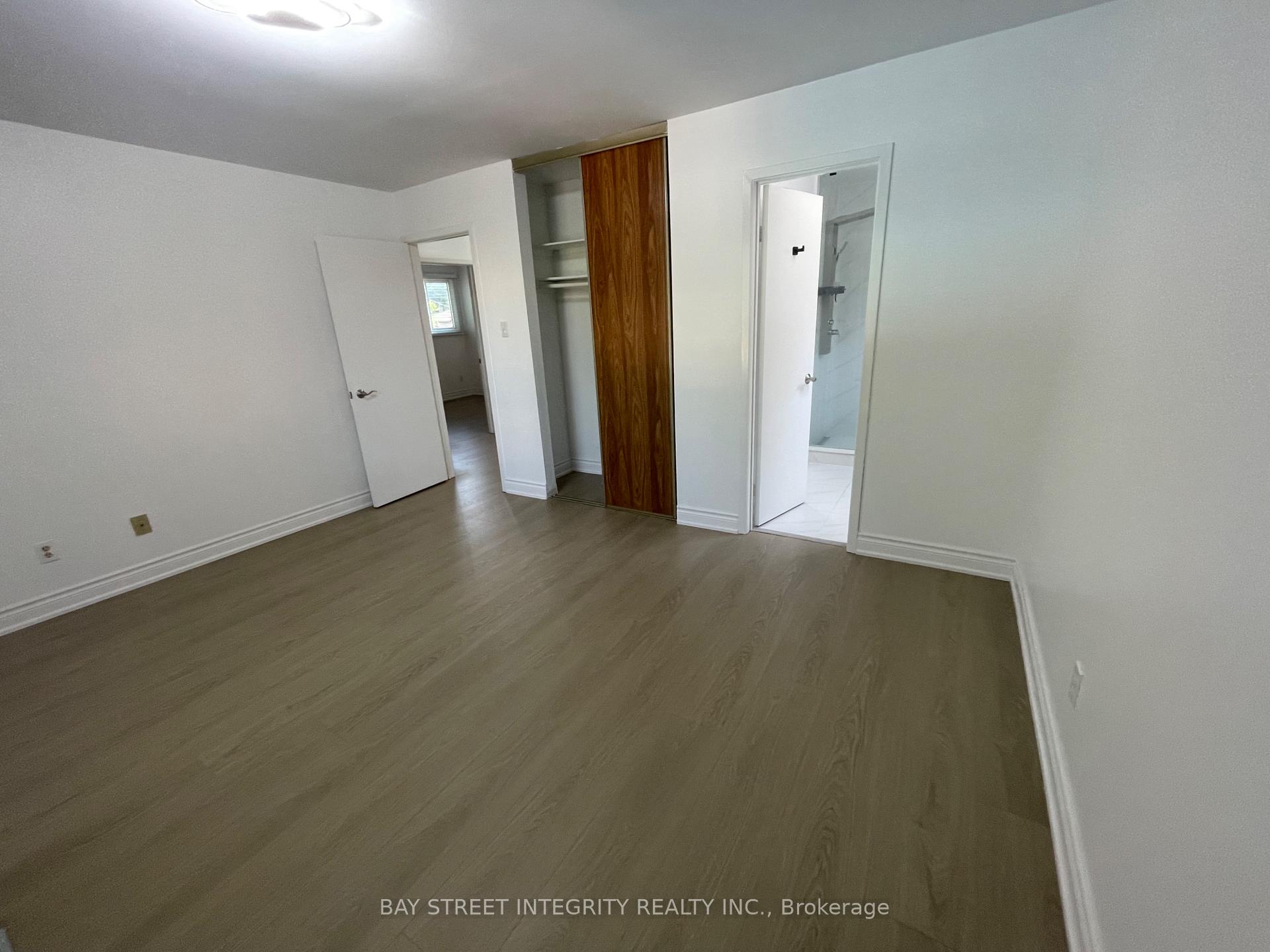 Photo 8 of 41 Stoddart Drive, Aurora, Aurora Highlands — HOMEH