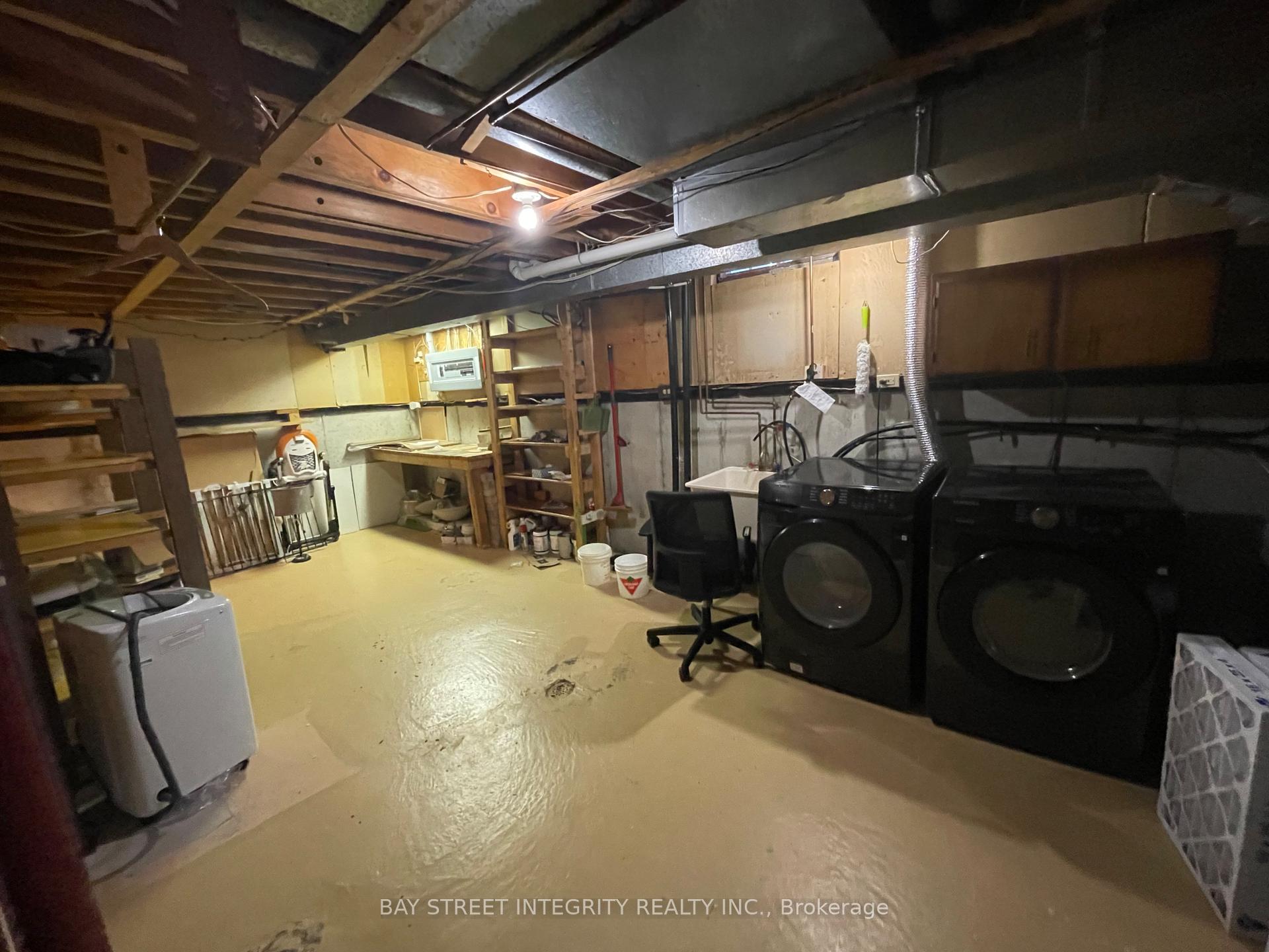 Photo 17 of 41 Stoddart Drive, Aurora, Aurora Highlands — HOMEH
