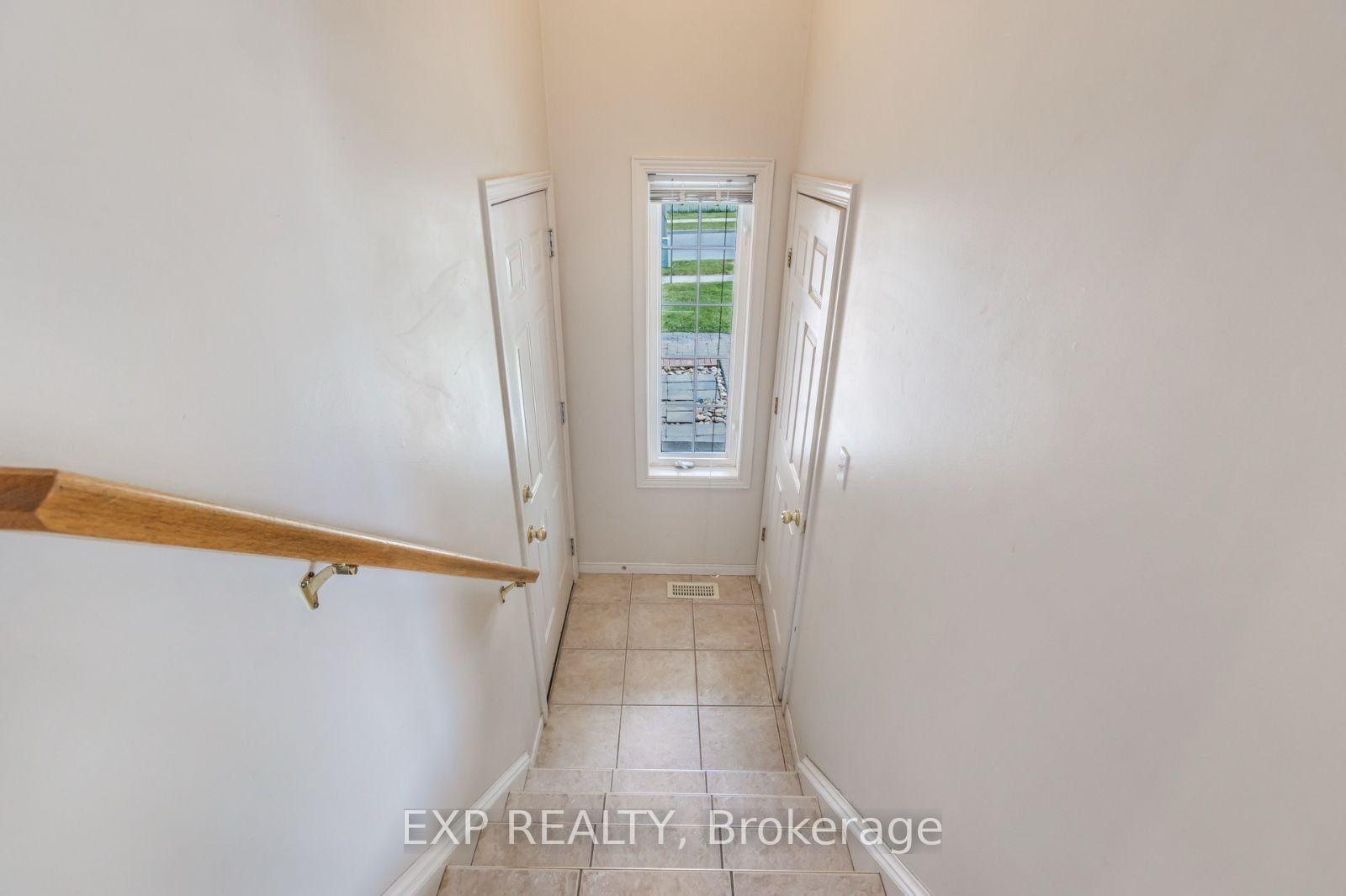 Photo 14 of 77 Ryde Road, Guelph, Willow West/Sugarbush/West Acres — HOMEH