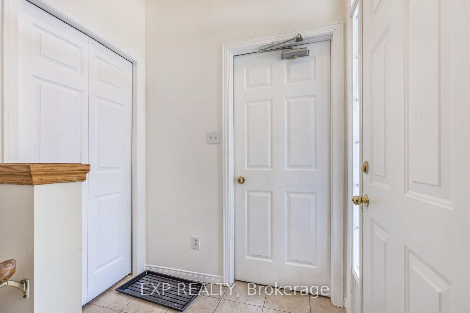 Photo 15 of 77 Ryde Road, Guelph, Willow West/Sugarbush/West Acres — HOMEH