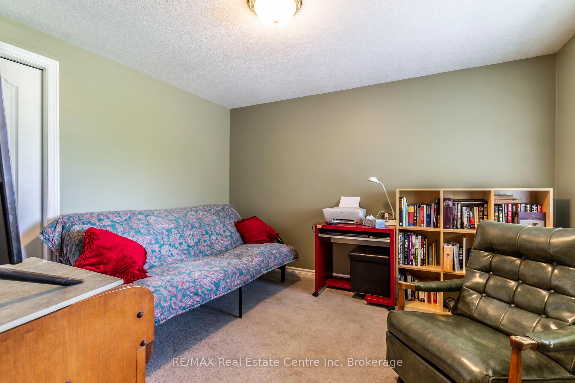 Photo 17 of 40 Bailey Avenue, Guelph, Riverside Park — HOMEH