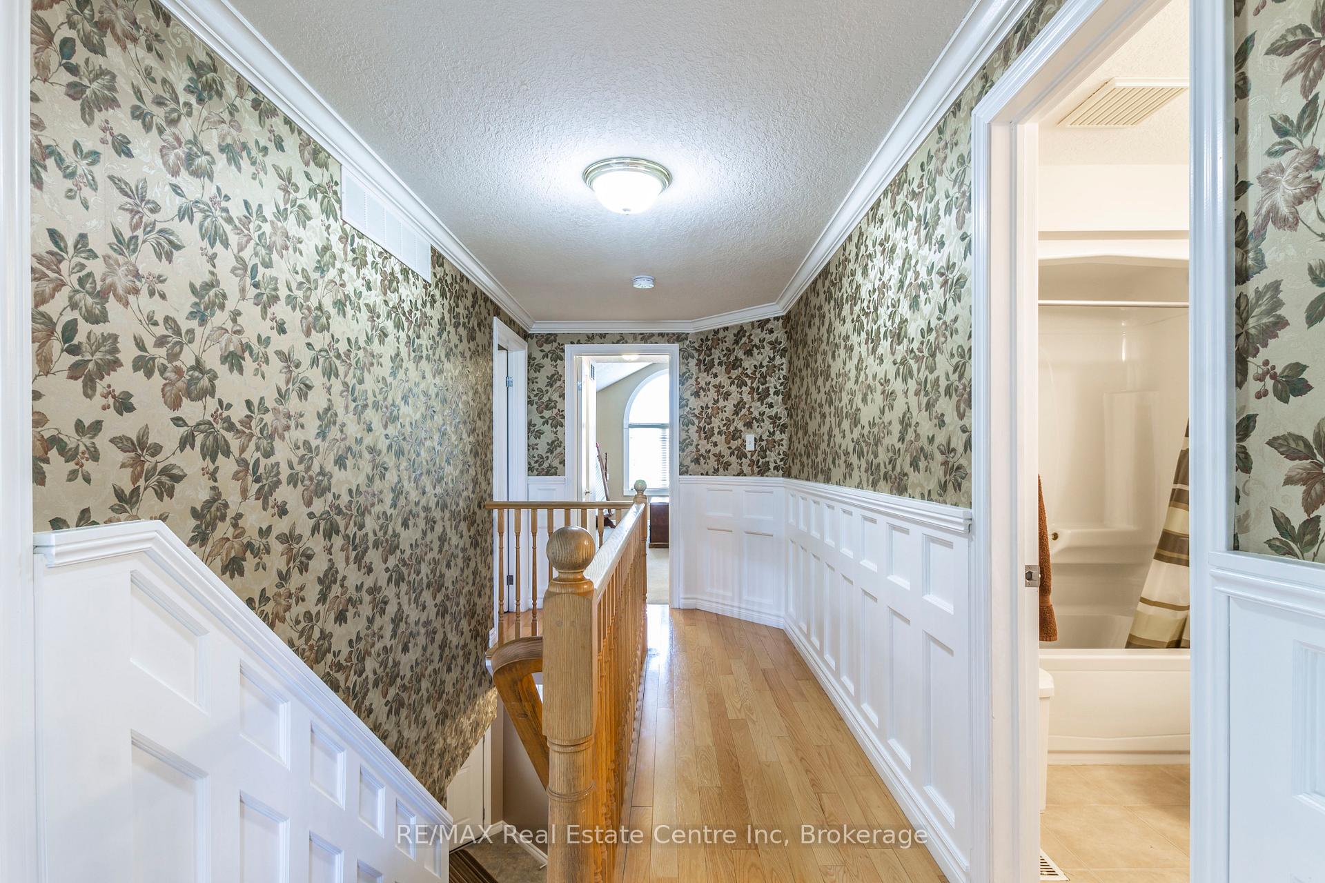 Photo 19 of 40 Bailey Avenue, Guelph, Riverside Park — HOMEH