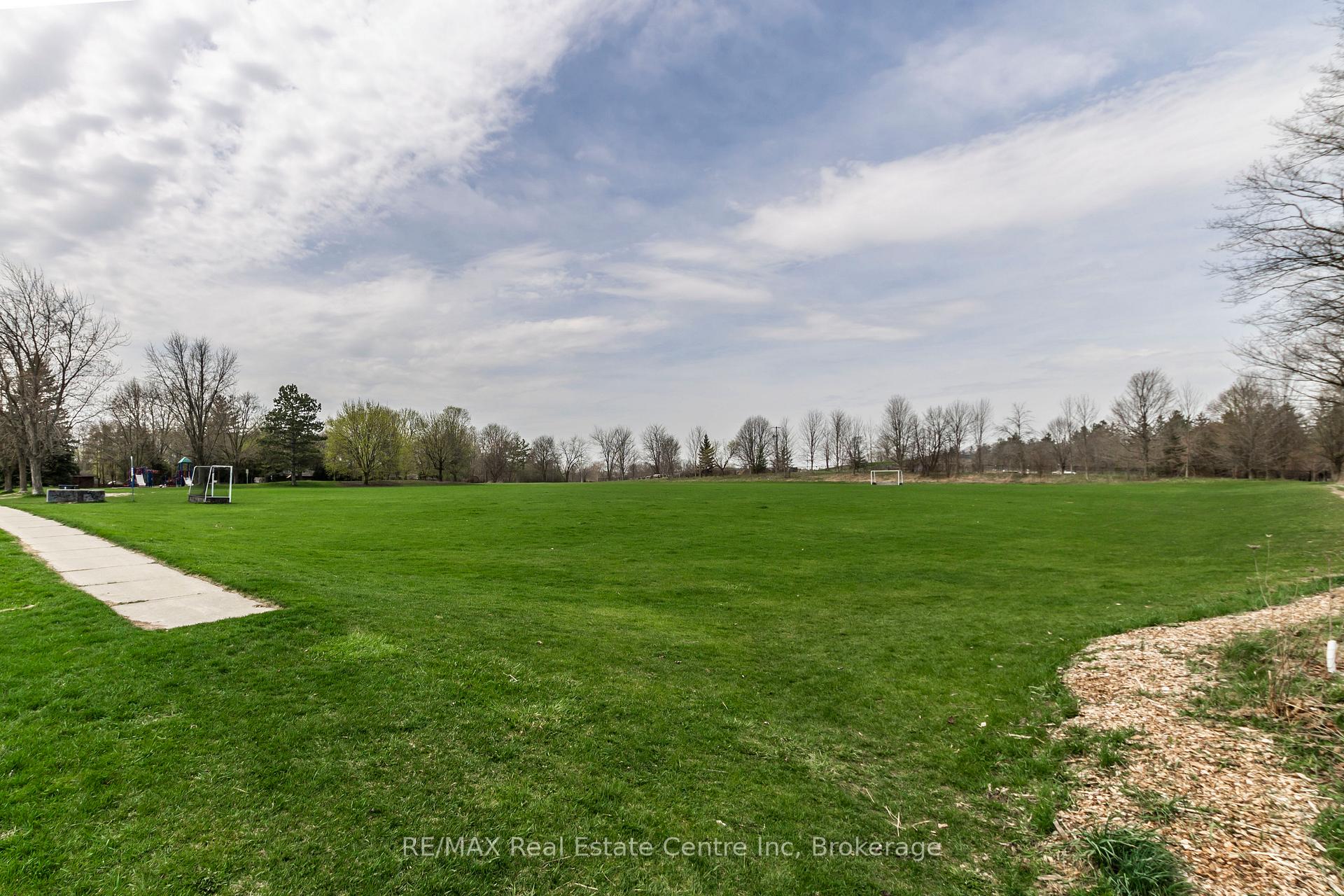 Photo 28 of 40 Bailey Avenue, Guelph, Riverside Park — HOMEH