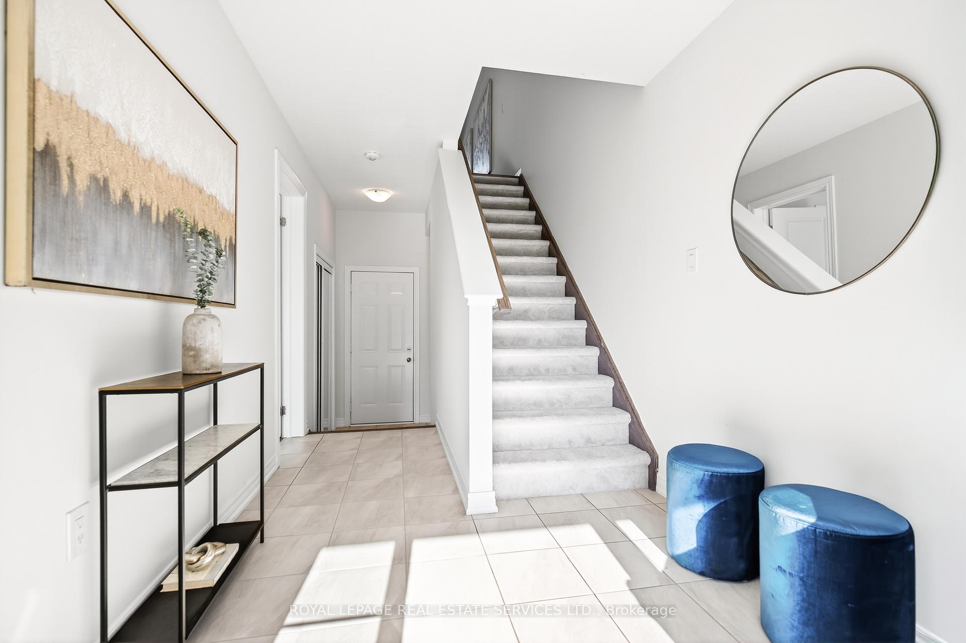 Photo 3 of 13 Canoe Lane, Hamilton, Vincent — HOMEH