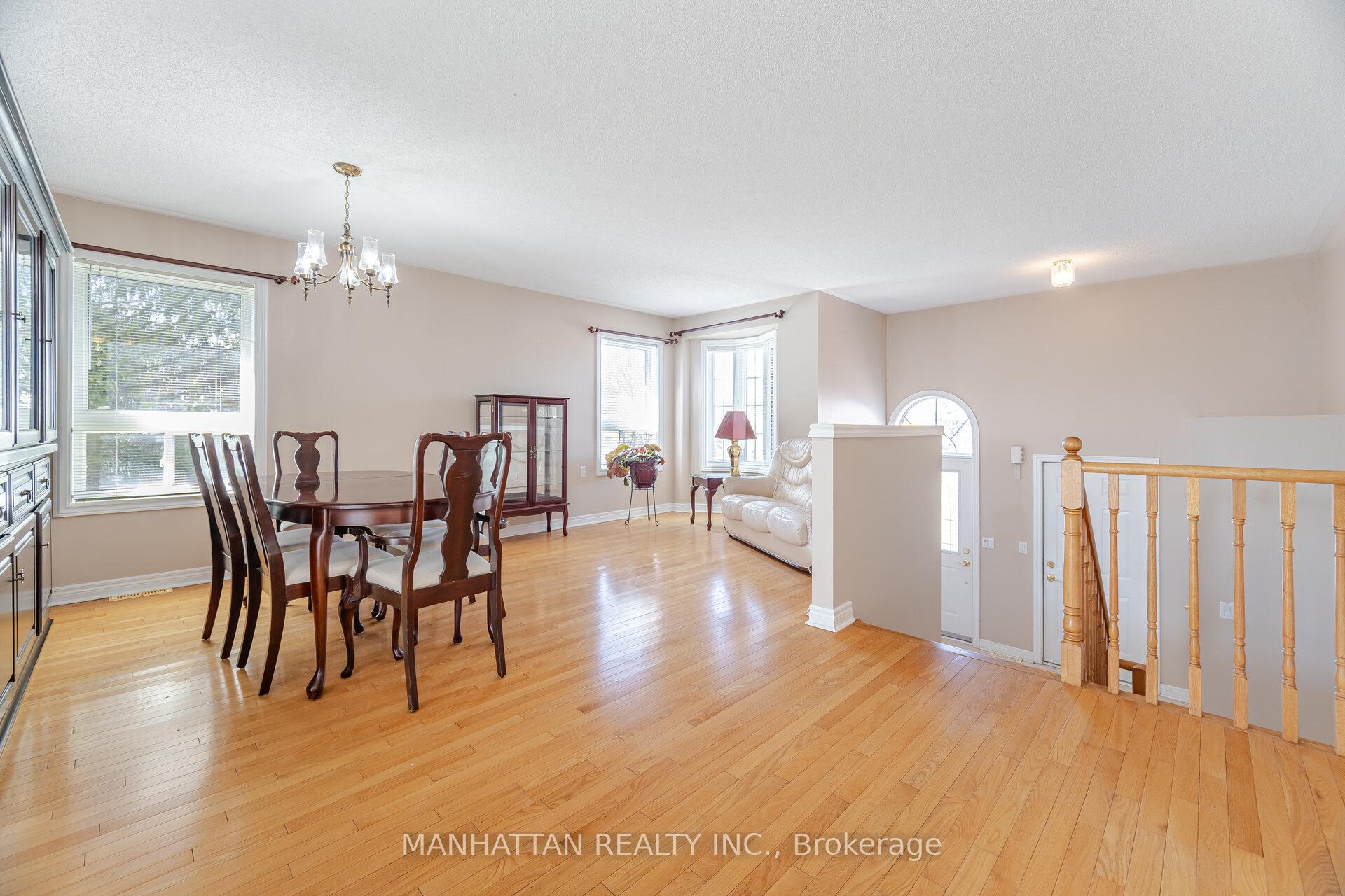 Photo 3 of 9 Glenora Place, Georgina, Keswick North — HOMEH