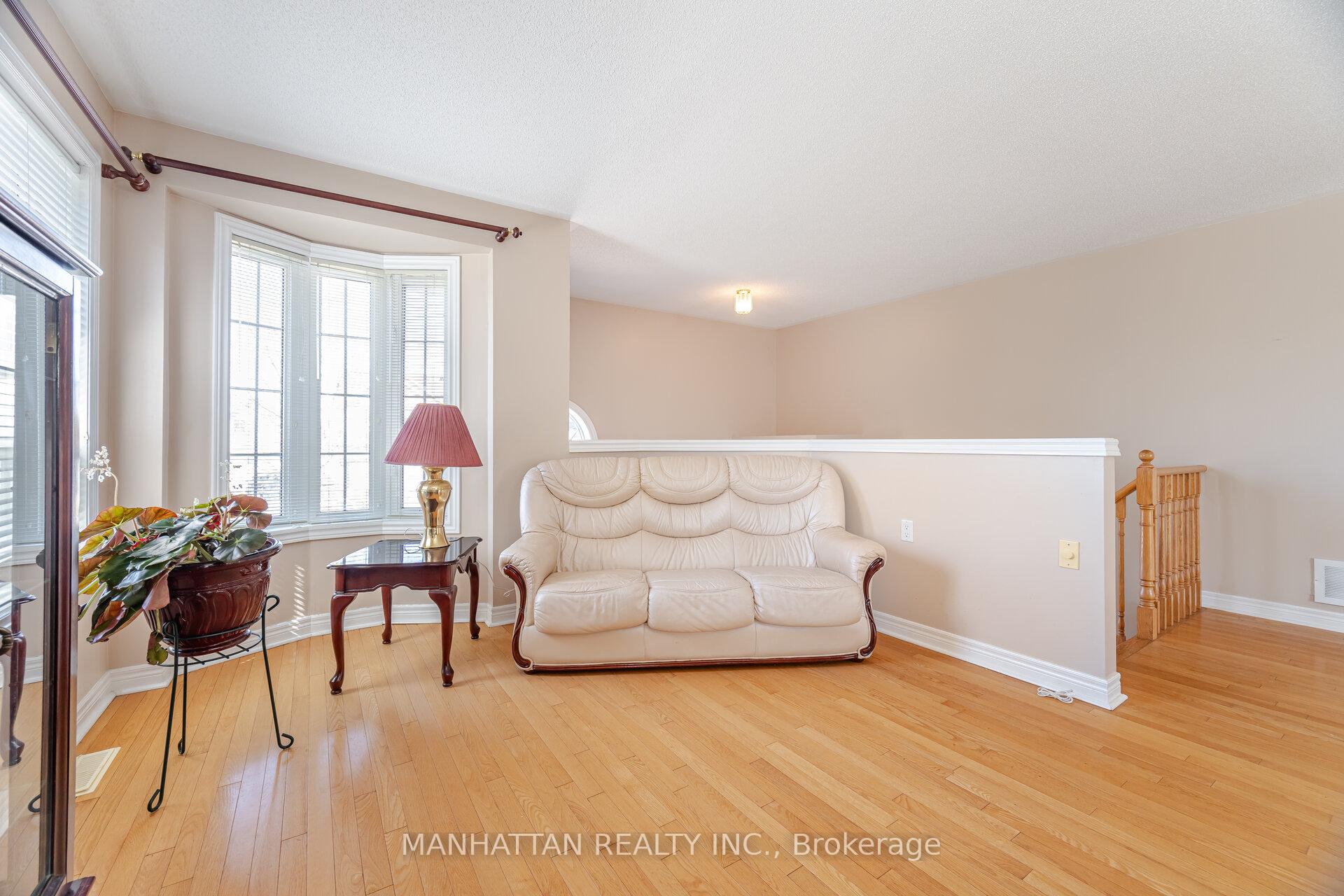 Photo 5 of 9 Glenora Place, Georgina, Keswick North — HOMEH