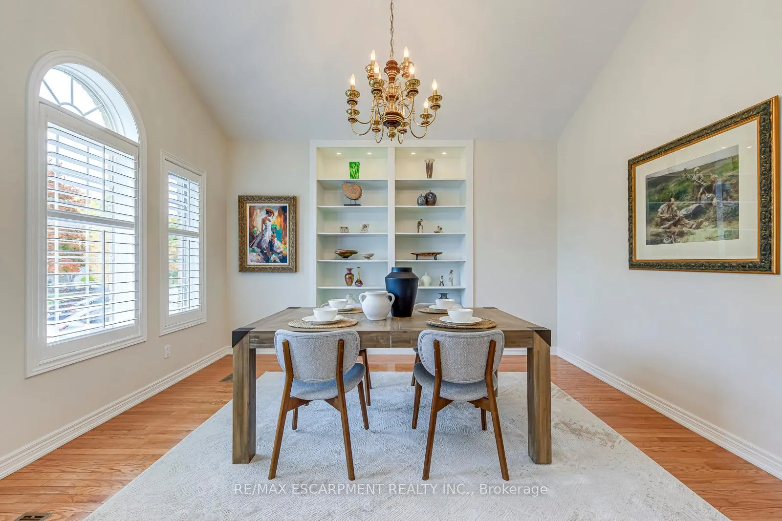 Photo 5 of 42 Creanona Boulevard, Hamilton, Winona Park — HOMEH