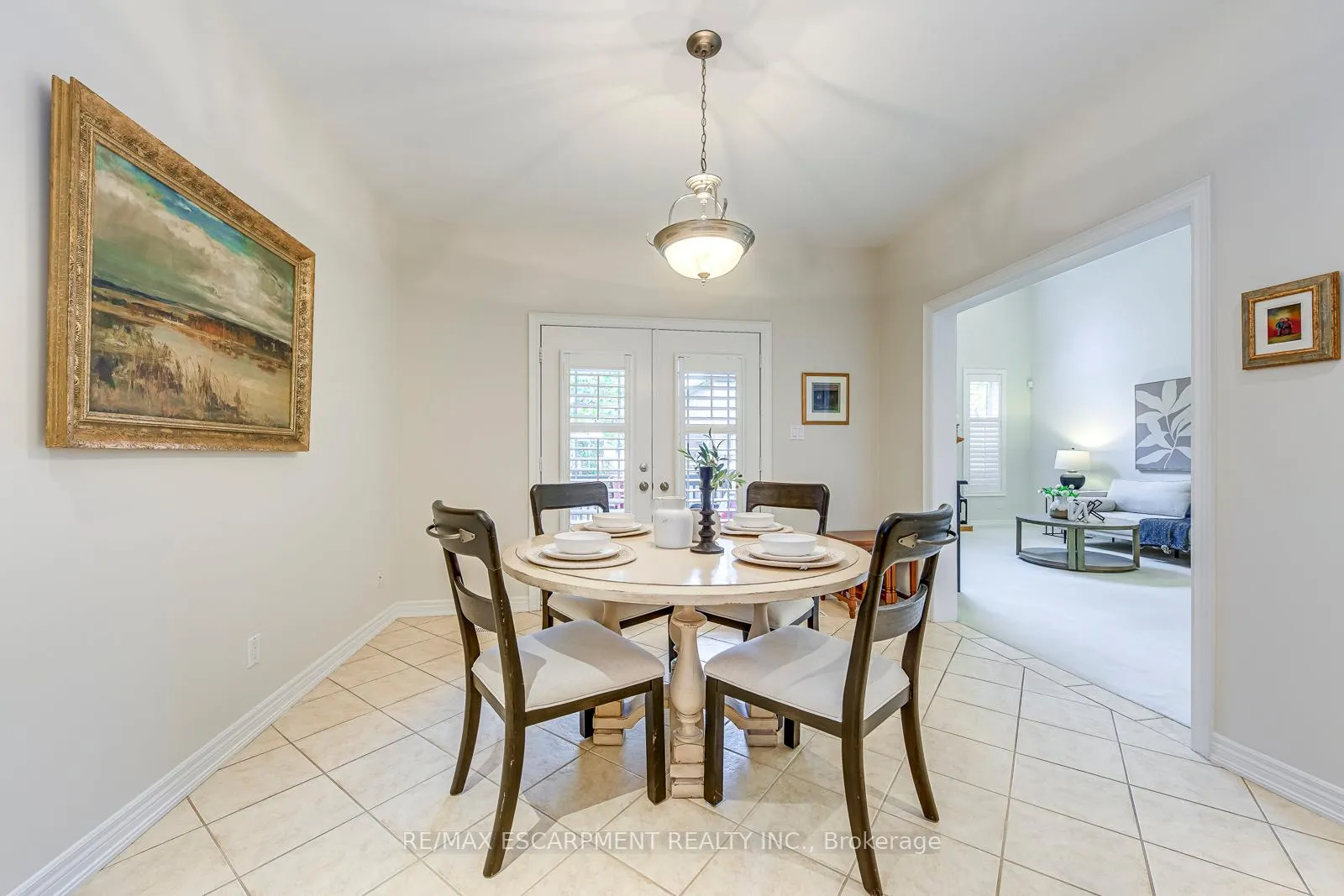 Photo 10 of 42 Creanona Boulevard, Hamilton, Winona Park — HOMEH