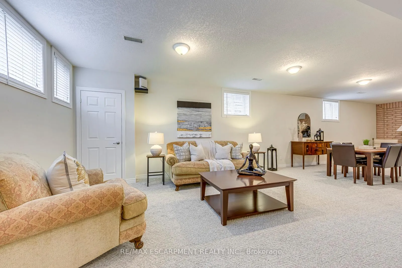 Photo 32 of 42 Creanona Boulevard, Hamilton, Winona Park — HOMEH