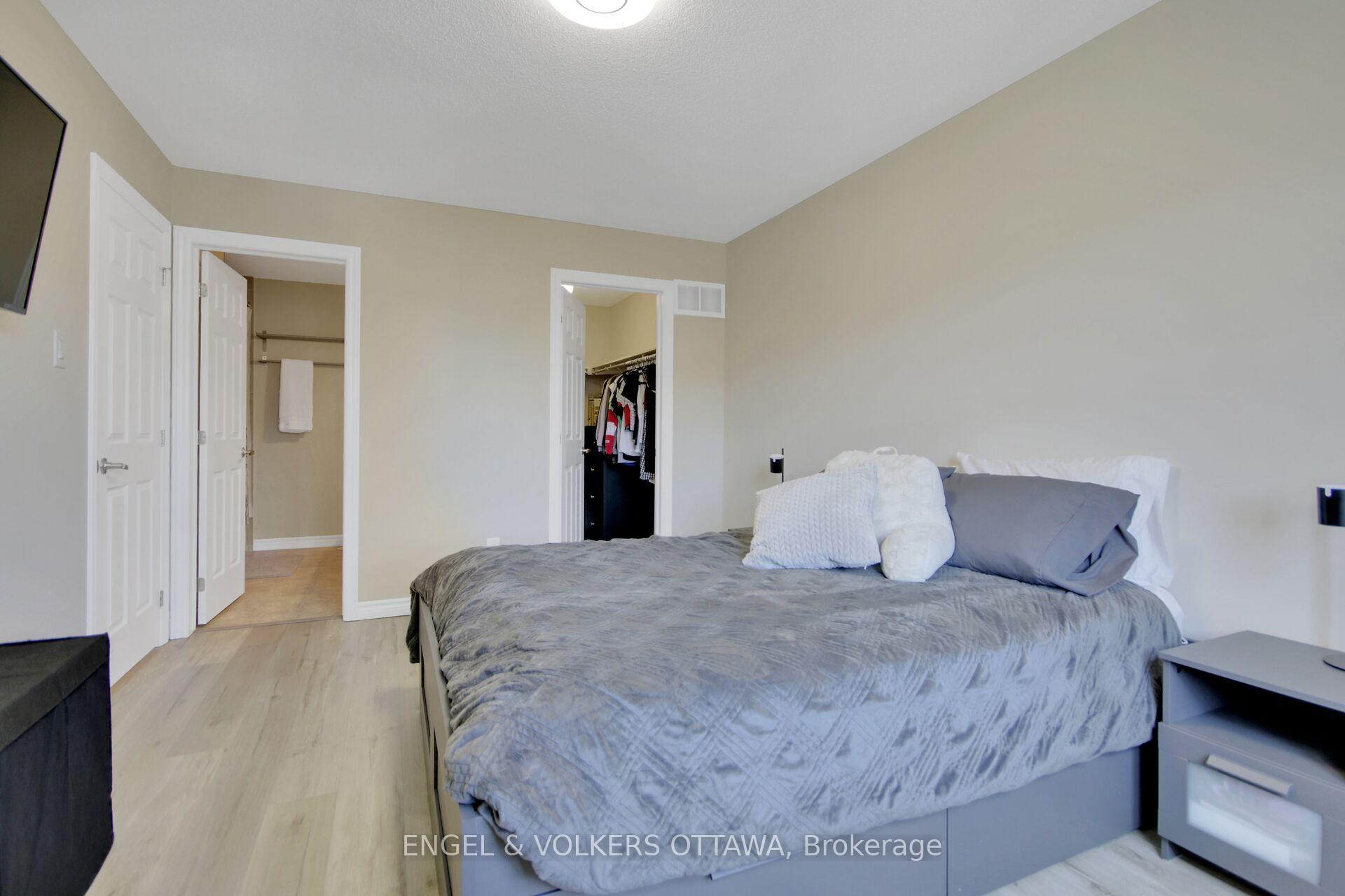 Photo 21 of 322 Sweet Grass Circle, Ottawa, Barrhaven - Half Moon Bay — HOMEH