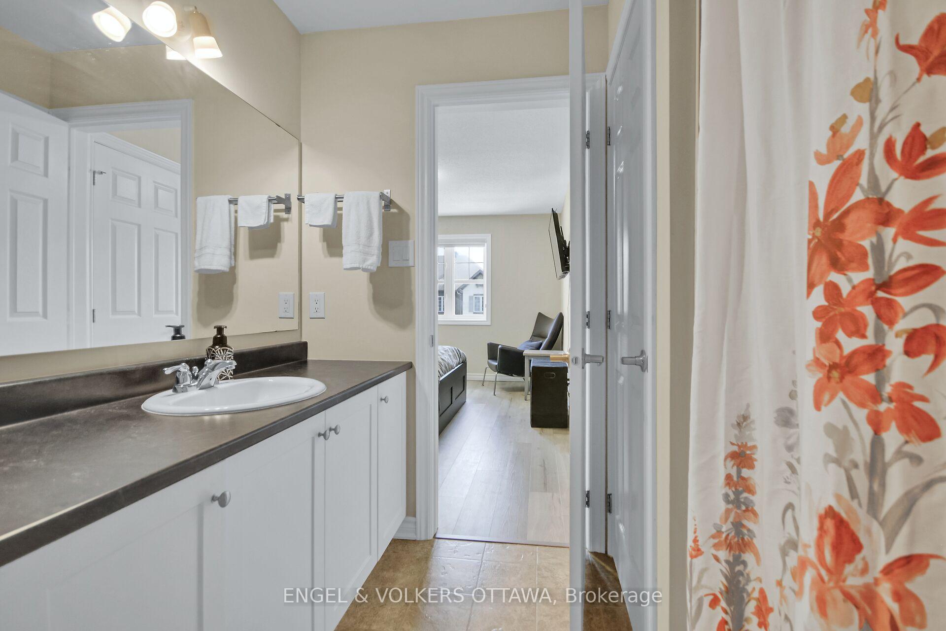 Photo 24 of 322 Sweet Grass Circle, Ottawa, Barrhaven - Half Moon Bay — HOMEH