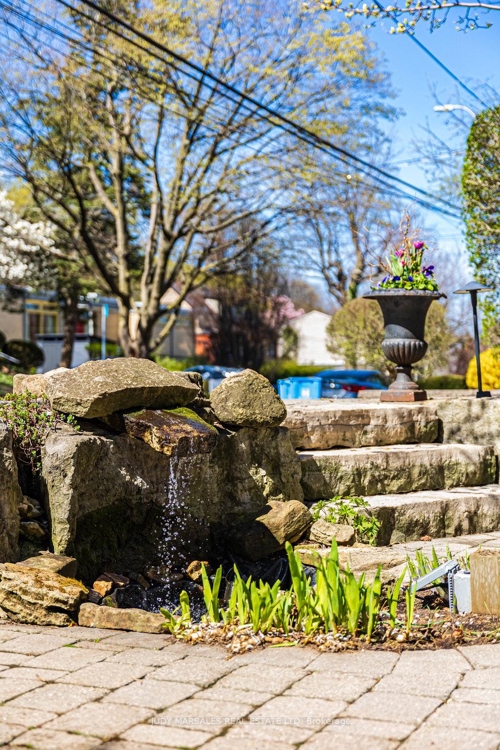 Photo 4 of 34 Amelia Street, Hamilton, Kirkendall — HOMEH