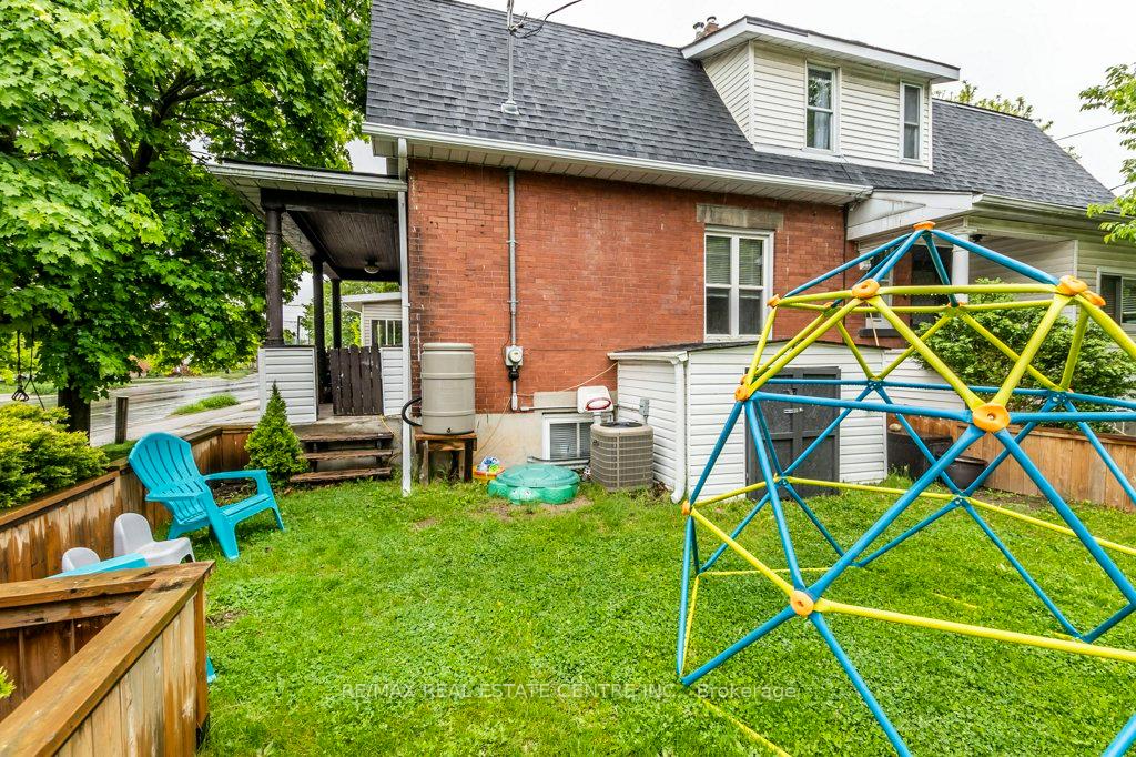 Photo 9 of 599 Woolwich Street, Guelph, Exhibition Park — HOMEH