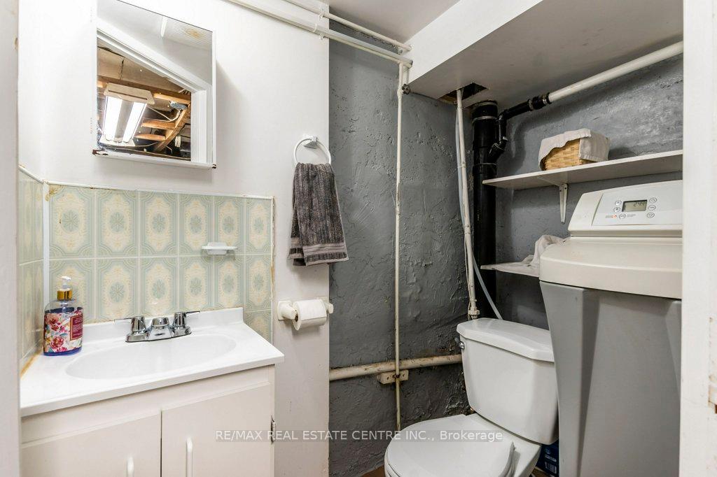 Photo 38 of 599 Woolwich Street, Guelph, Exhibition Park — HOMEH