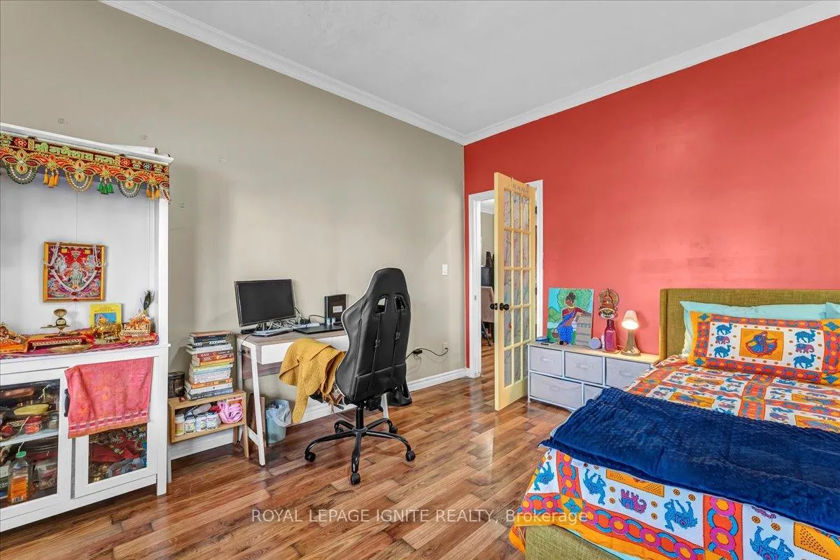 Photo 17 of 80 Albany Avenue, Hamilton, Gibson — HOMEH