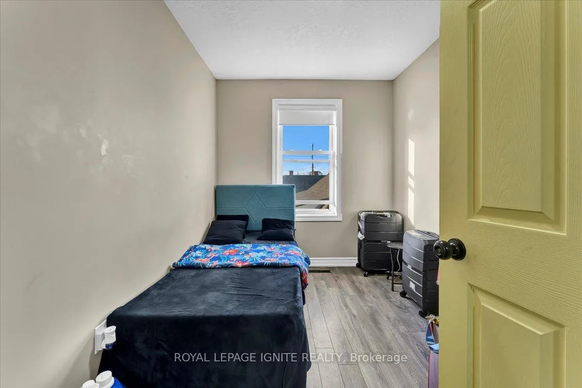 Photo 21 of 80 Albany Avenue, Hamilton, Gibson — HOMEH