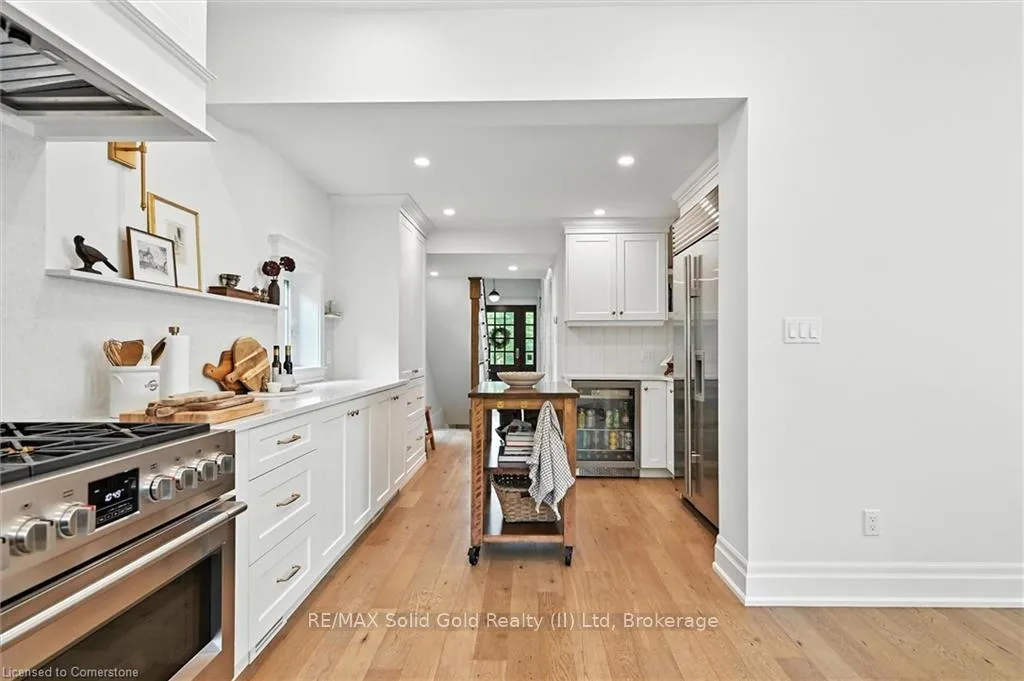 Photo 16 of 112 Chedoke Avenue, Hamilton, Kirkendall — HOMEH