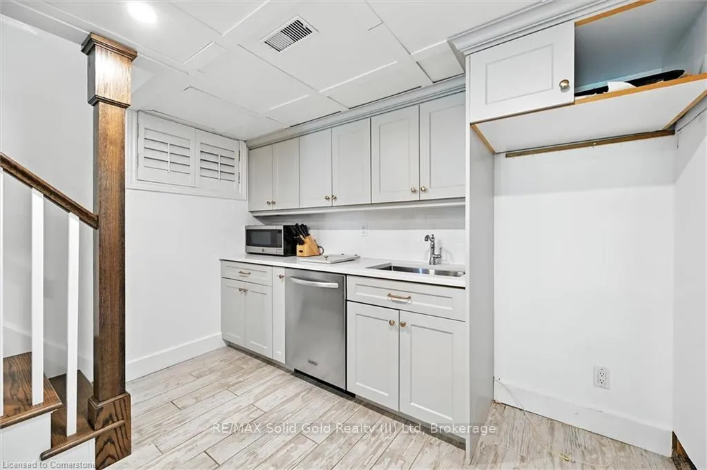 Photo 36 of 112 Chedoke Avenue, Hamilton, Kirkendall — HOMEH
