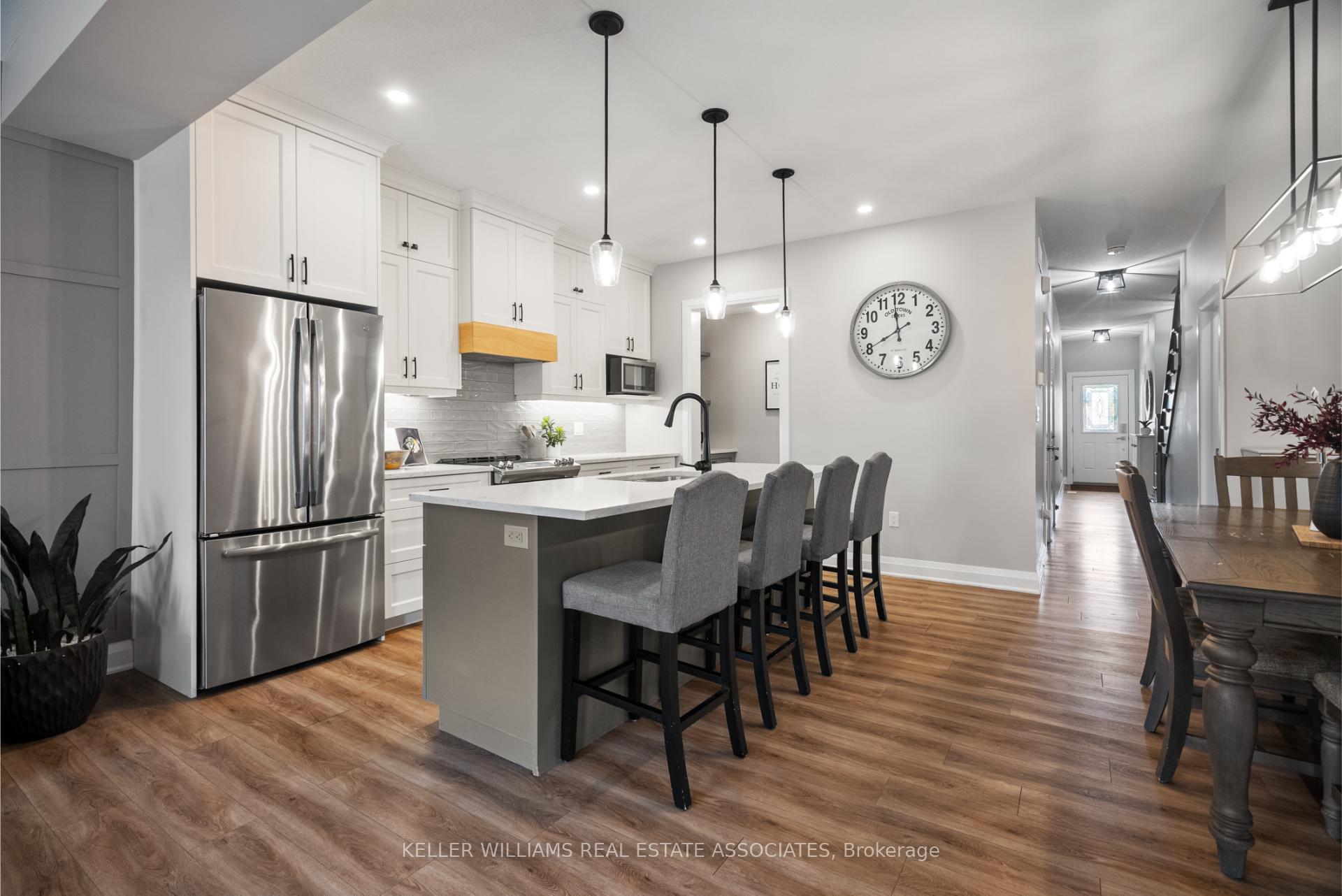 Photo 12 of Unit 6, 118 Simmonds Drive, Guelph, Victoria North — HOMEH