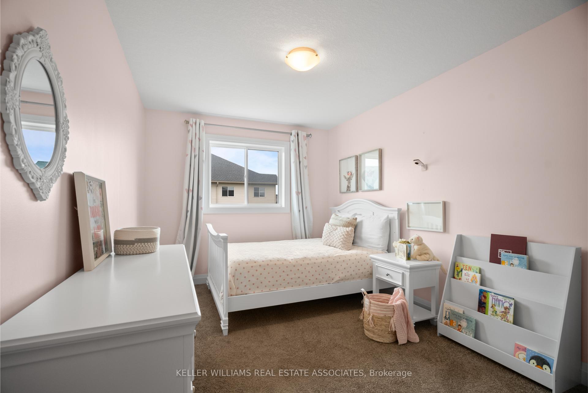 Photo 25 of Unit 6, 118 Simmonds Drive, Guelph, Victoria North — HOMEH
