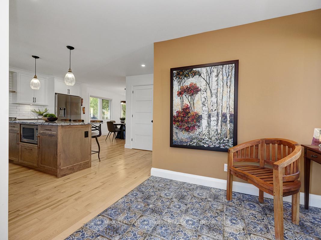 Photo 5 of 23 Tunis Avenue, Ottawa, Carlington — HOMEH