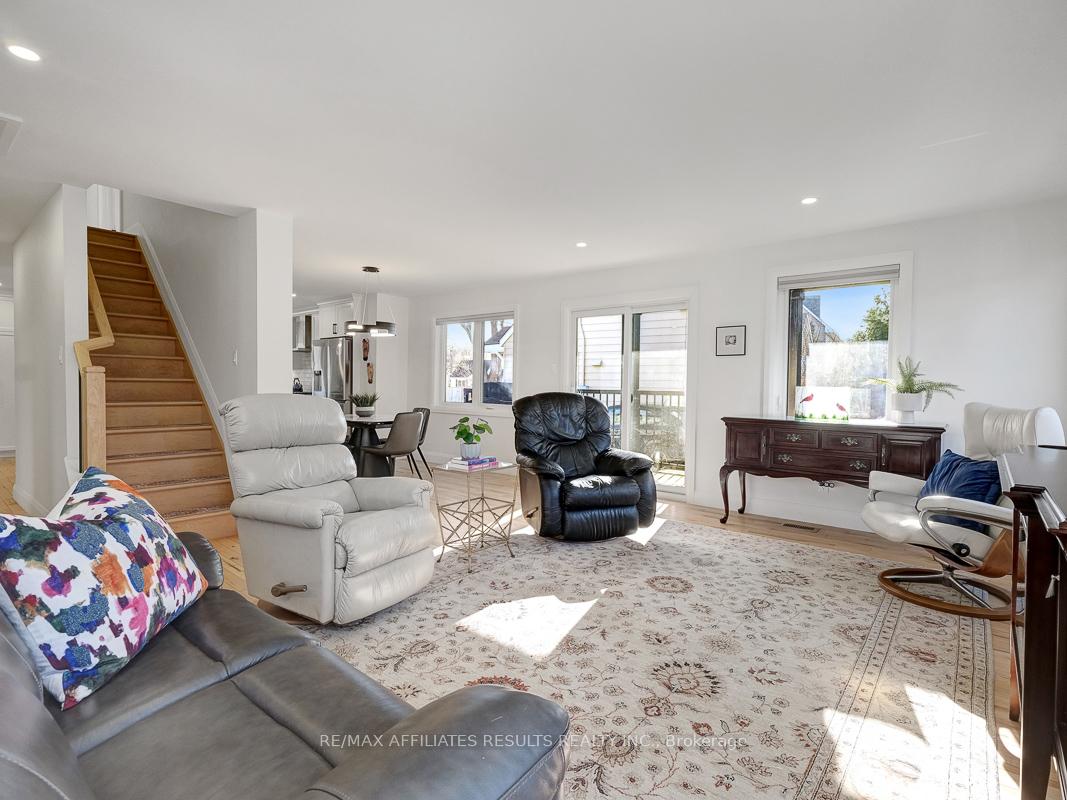 Photo 8 of 23 Tunis Avenue, Ottawa, Carlington — HOMEH