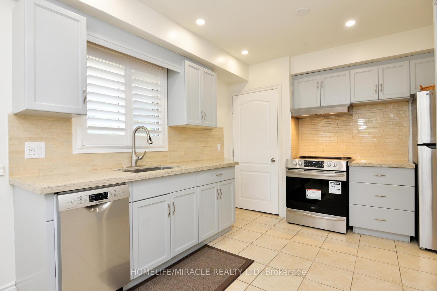 Photo 17 of 5 Lincoln Crescent, Guelph, St. George's — HOMEH