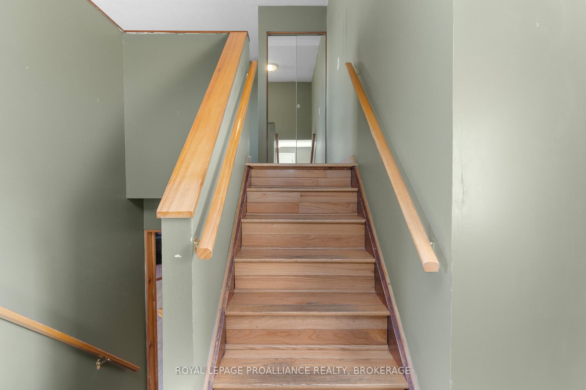 Photo 5 of 4328 Wilmer Road, Frontenac, Frontenac South — HOMEH
