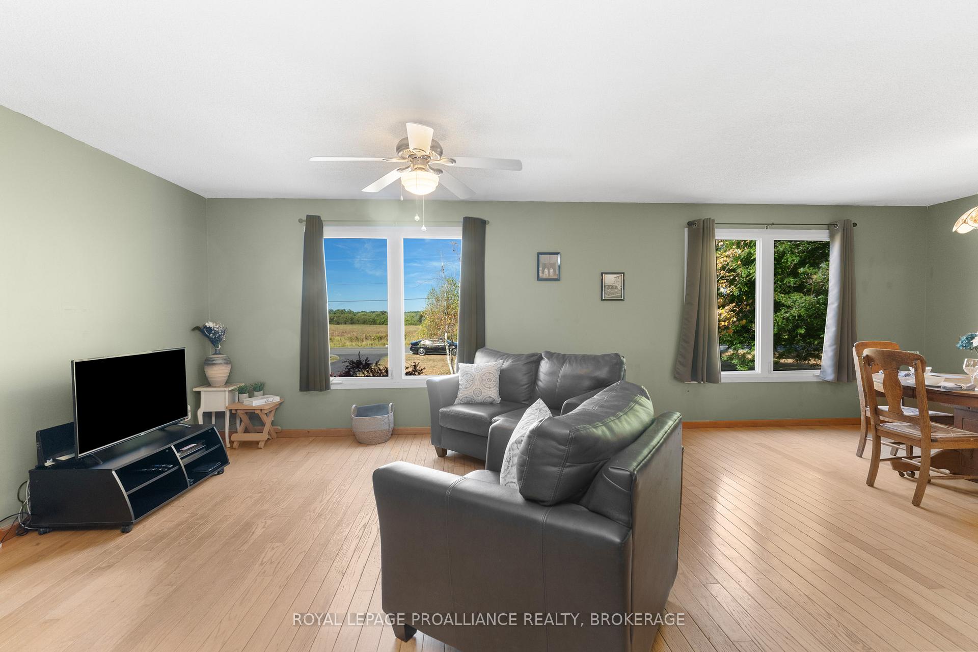 Photo 6 of 4328 Wilmer Road, Frontenac, Frontenac South — HOMEH