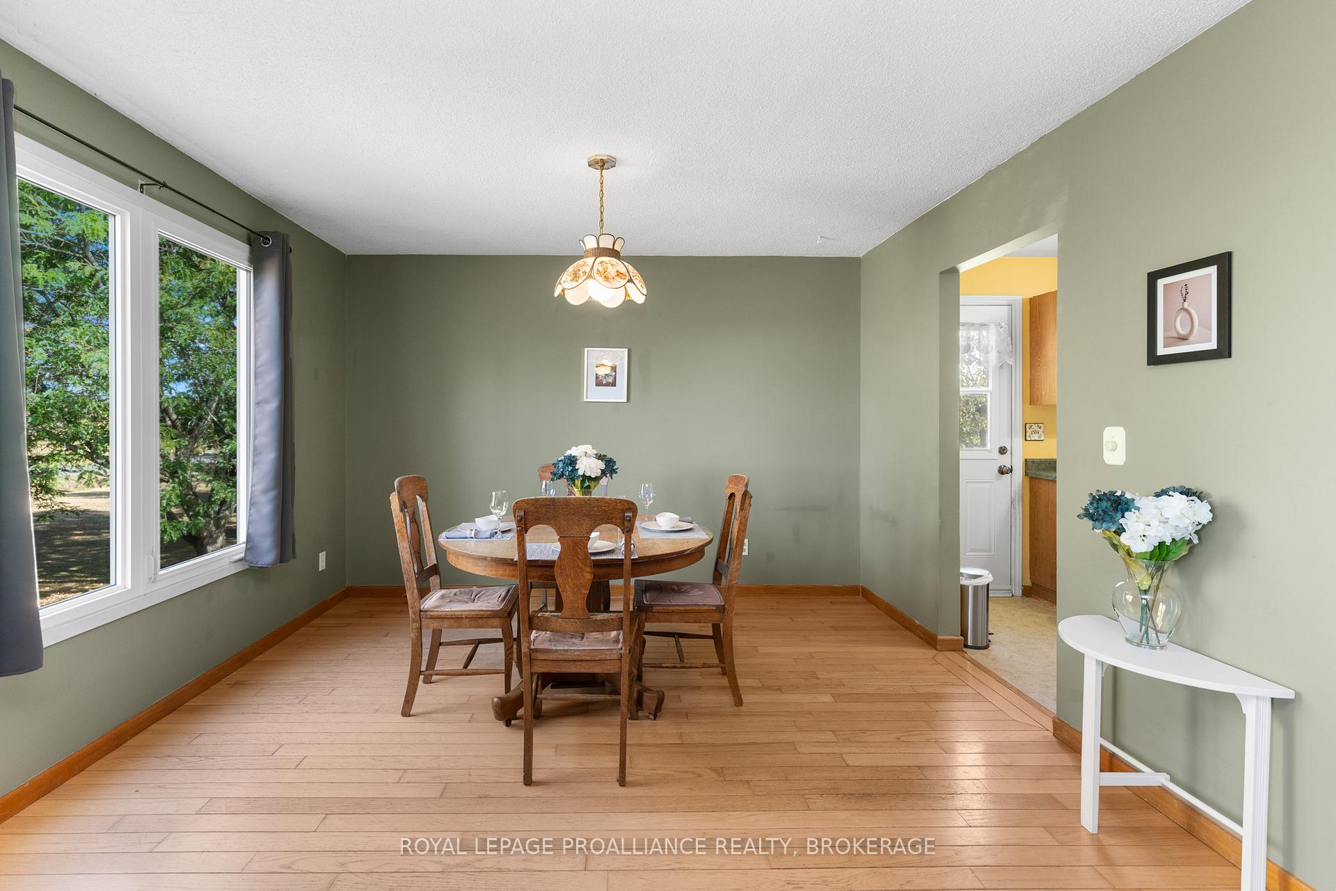 Photo 7 of 4328 Wilmer Road, Frontenac, Frontenac South — HOMEH