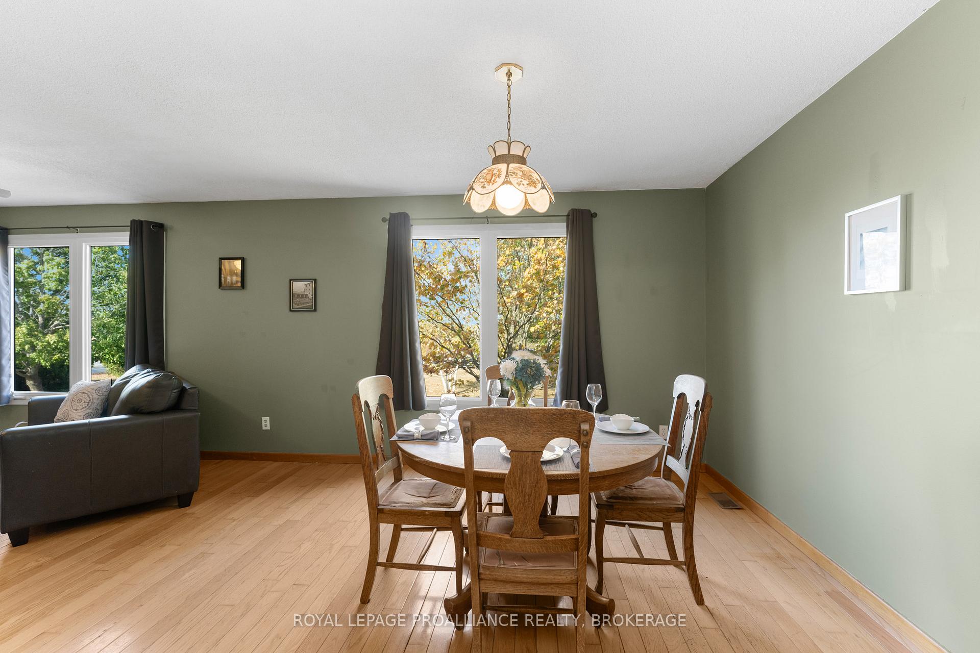 Photo 8 of 4328 Wilmer Road, Frontenac, Frontenac South — HOMEH