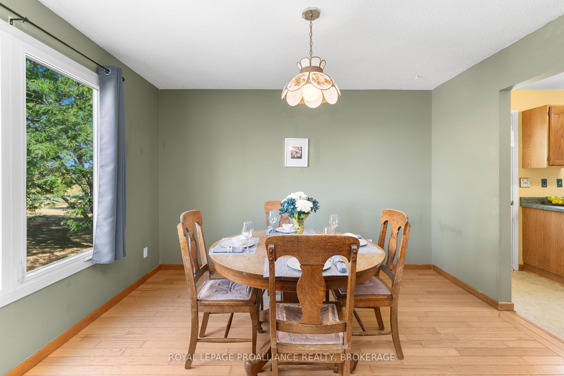 Photo 12 of 4328 Wilmer Road, Frontenac, Frontenac South — HOMEH