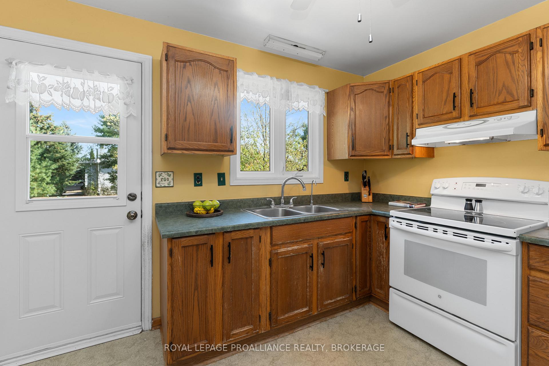 Photo 22 of 4328 Wilmer Road, Frontenac, Frontenac South — HOMEH