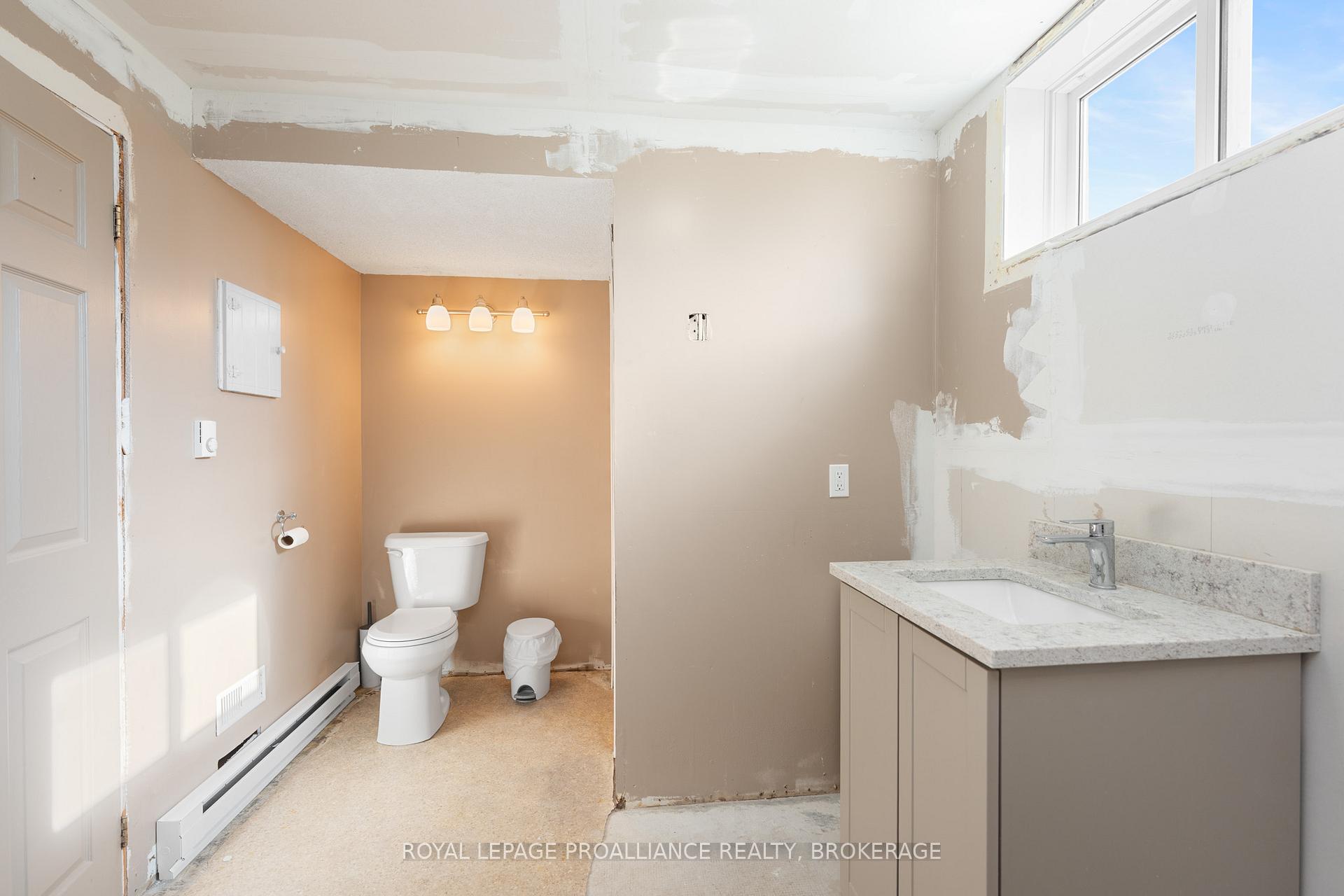 Photo 31 of 4328 Wilmer Road, Frontenac, Frontenac South — HOMEH