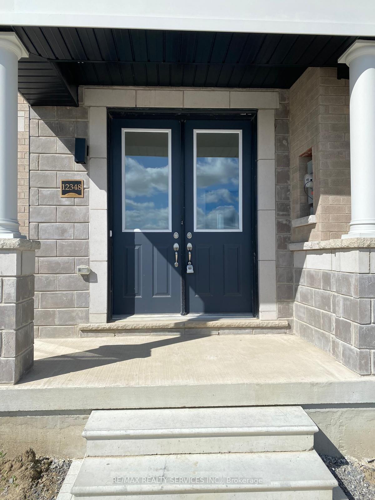 Front of 12348 Mclaughlin Road