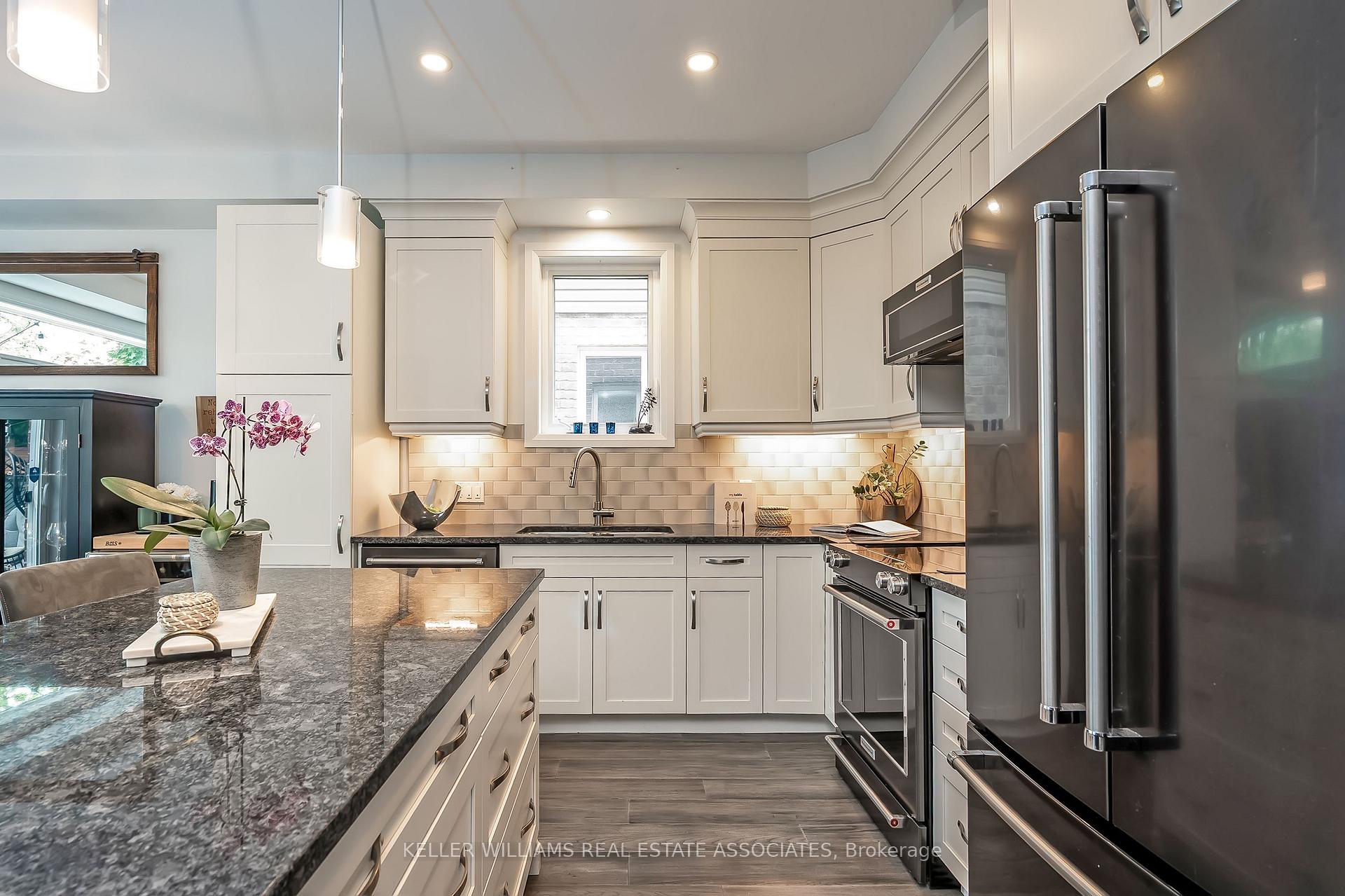 Photo 7 of 20 Menzie Avenue, Guelph, St. Patrick's Ward — HOMEH