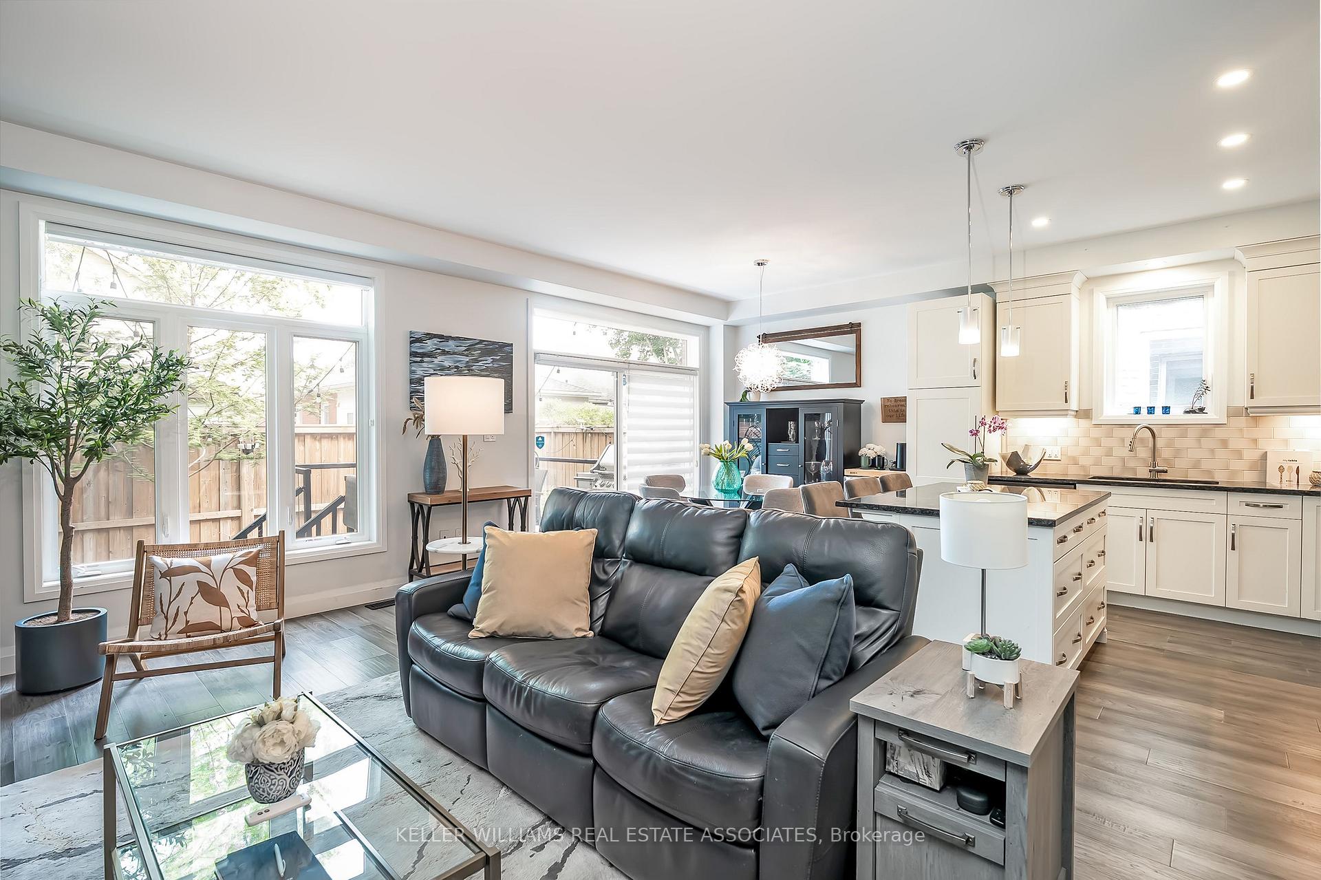 Photo 17 of 20 Menzie Avenue, Guelph, St. Patrick's Ward — HOMEH