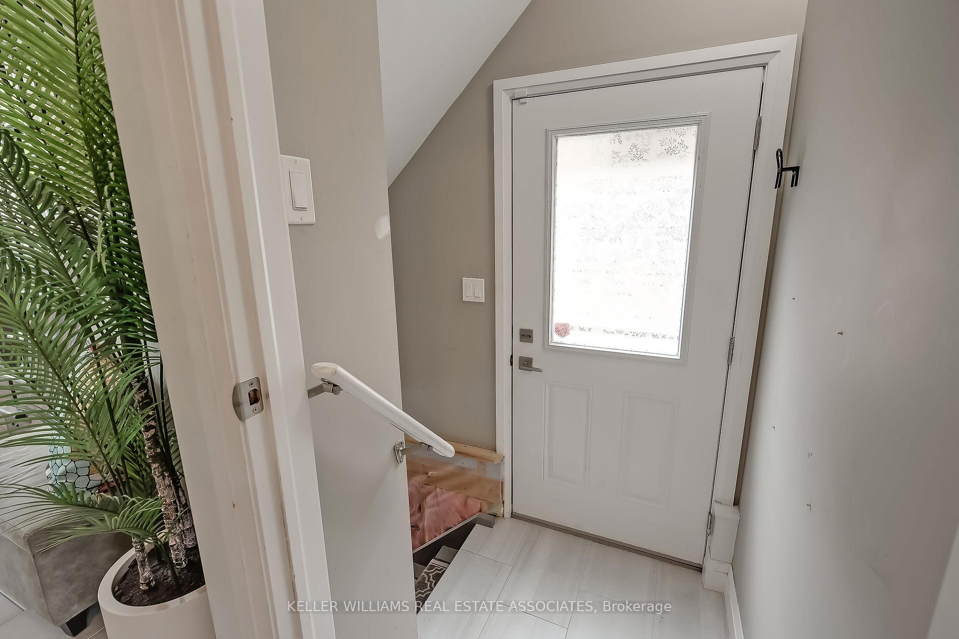 Photo 32 of 20 Menzie Avenue, Guelph, St. Patrick's Ward — HOMEH