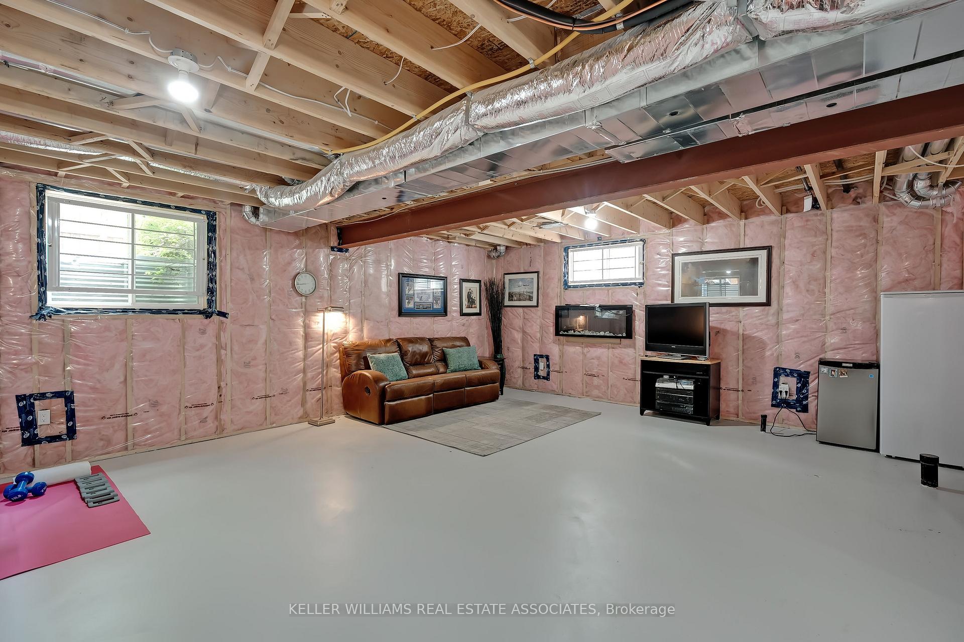 Photo 33 of 20 Menzie Avenue, Guelph, St. Patrick's Ward — HOMEH