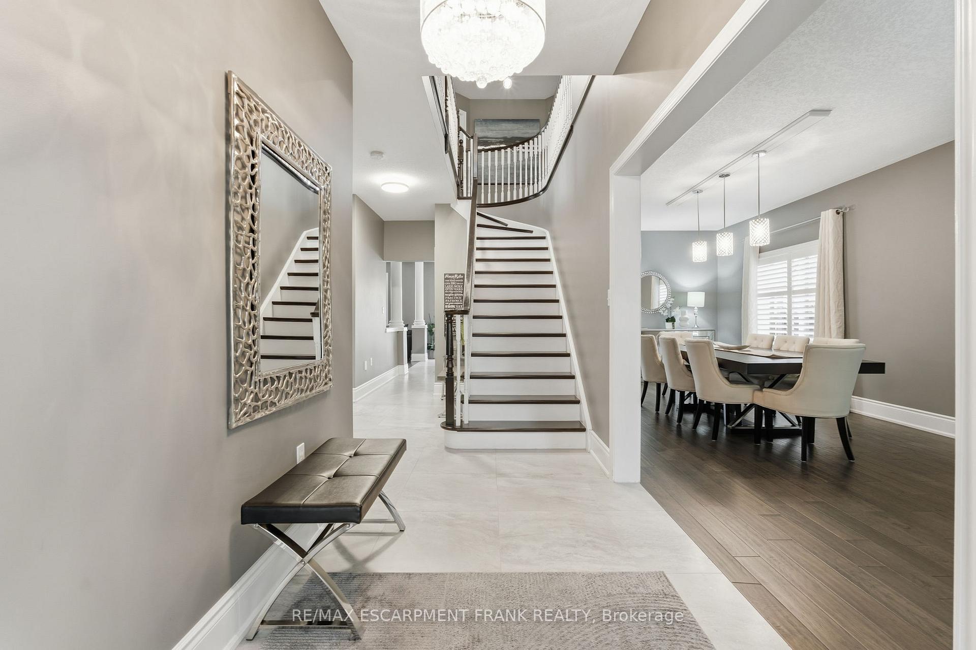 Photo 6 of 12 Hannon Crescent, Hamilton, Rural Glanbrook — HOMEH